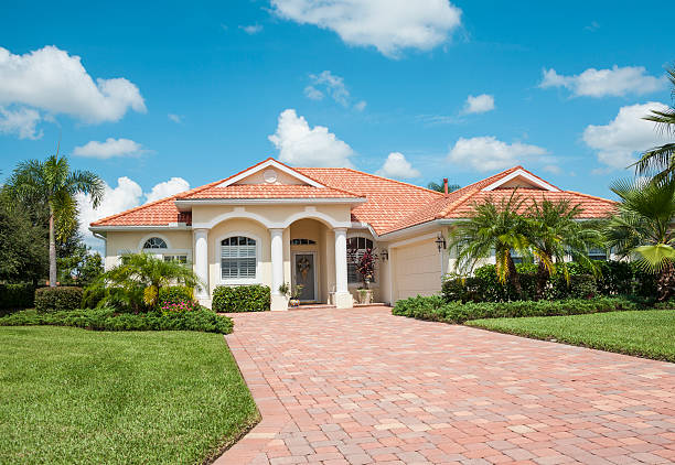Best Driveway Pavers Near Me  in Lindsborg, KS